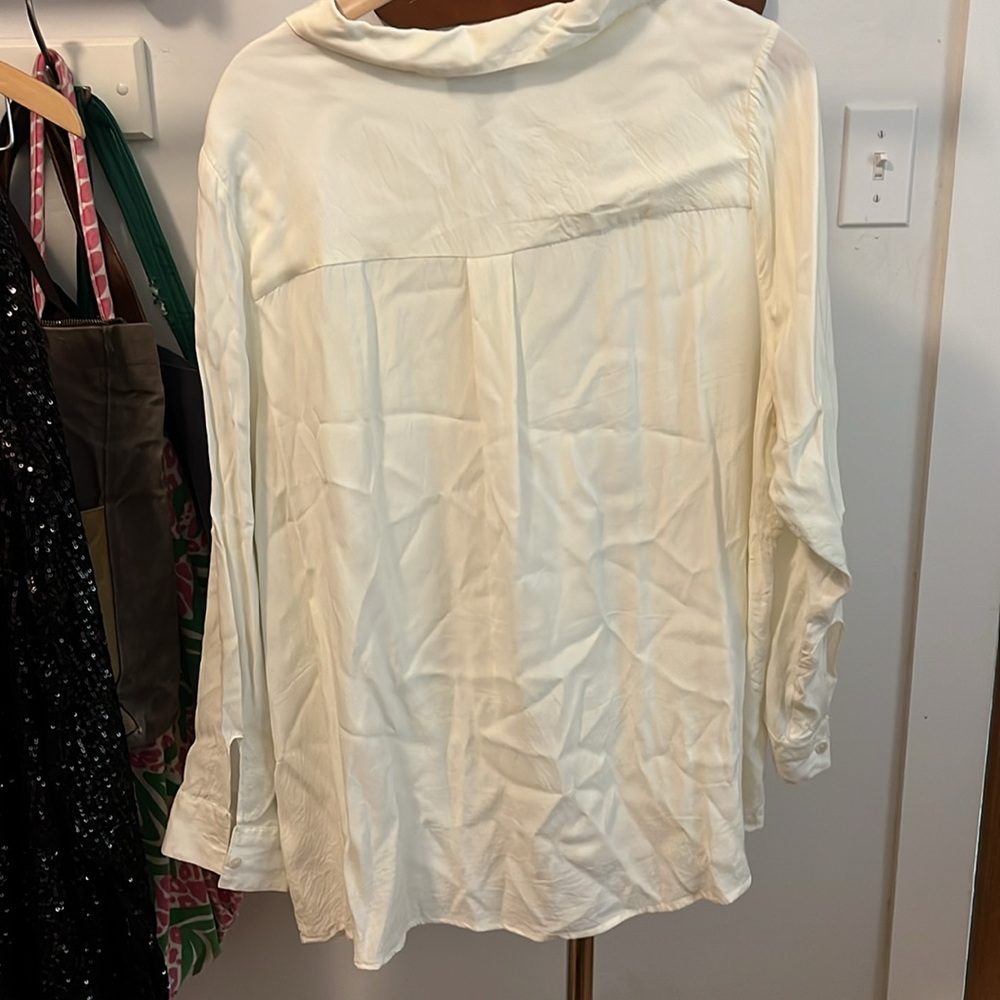 ModCloth White Button down - Picture 3 of 3